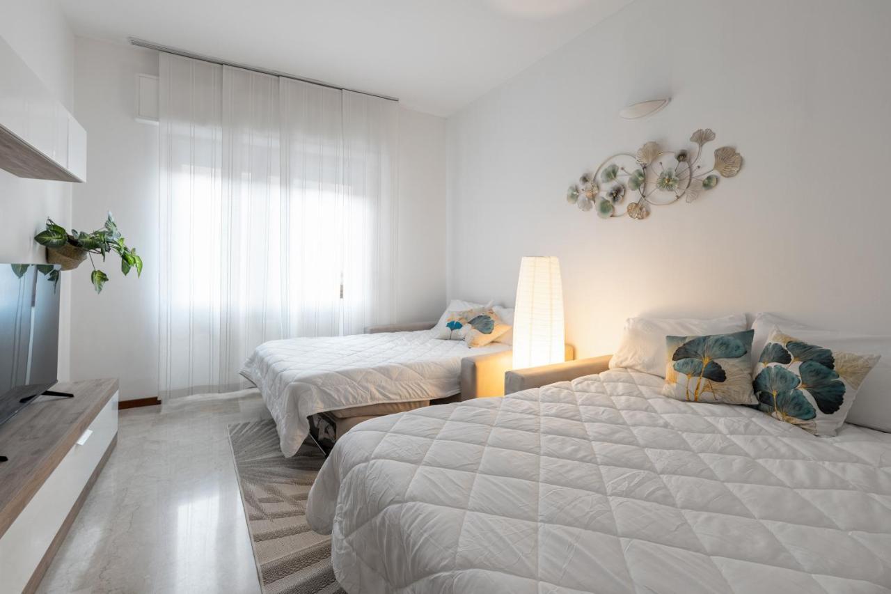Apartamento San Siro Big House Wifi Netflix Free Parking Milán Exterior foto